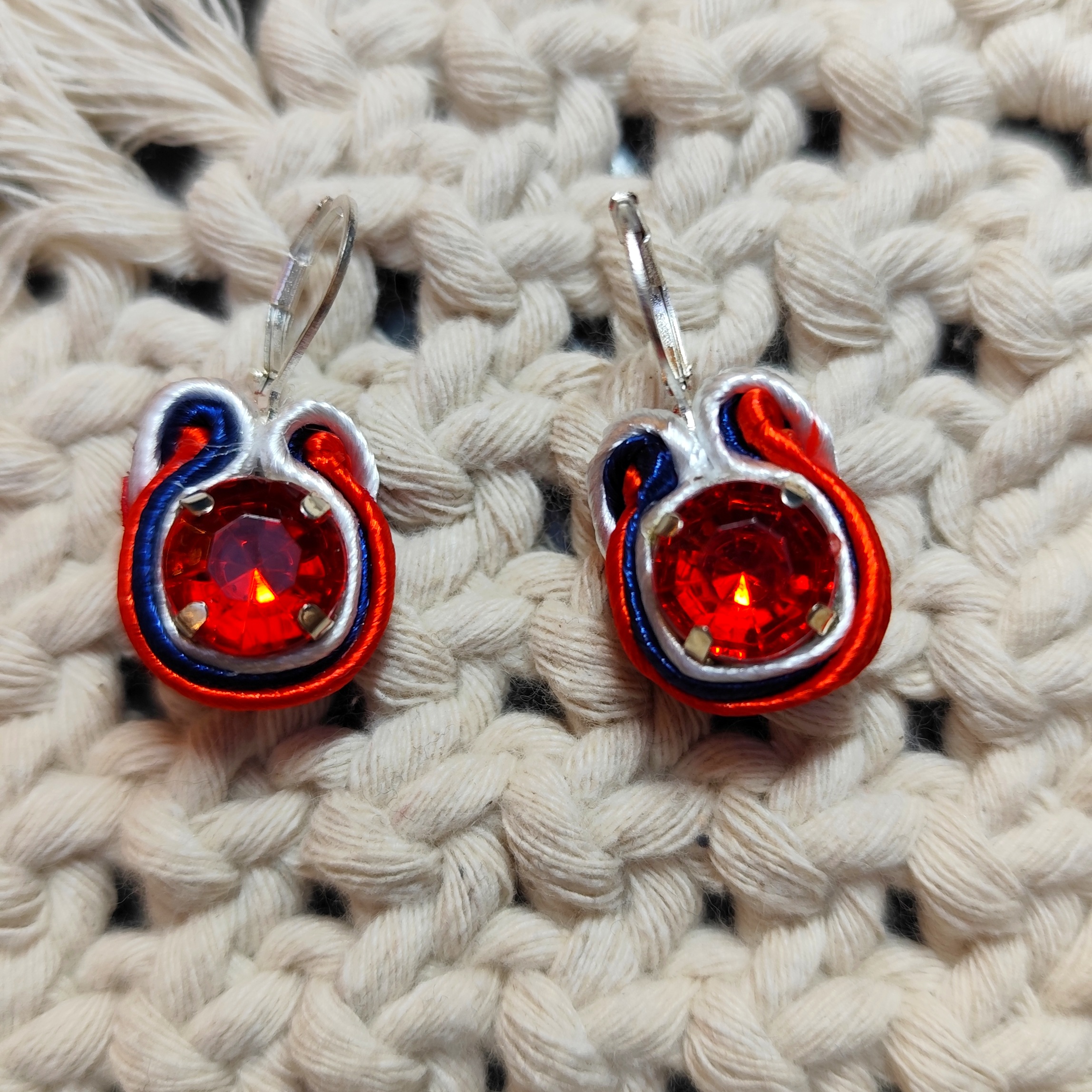 Aros Tulip Cristal Rojo